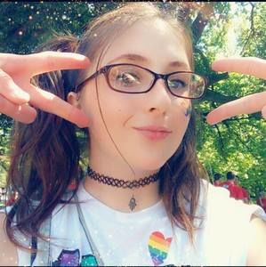 Meet your Posher, Karissa